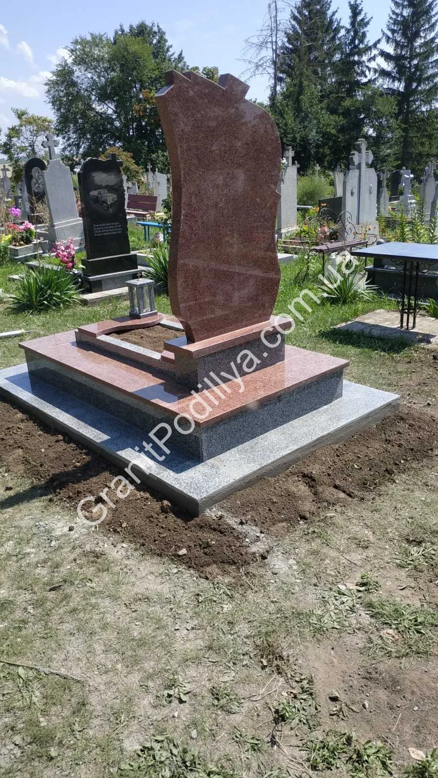 Подвійний пам'ятник з граніту - Кам'янець-Подільський | GranitPodillya